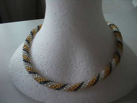 collierdeperles2 002