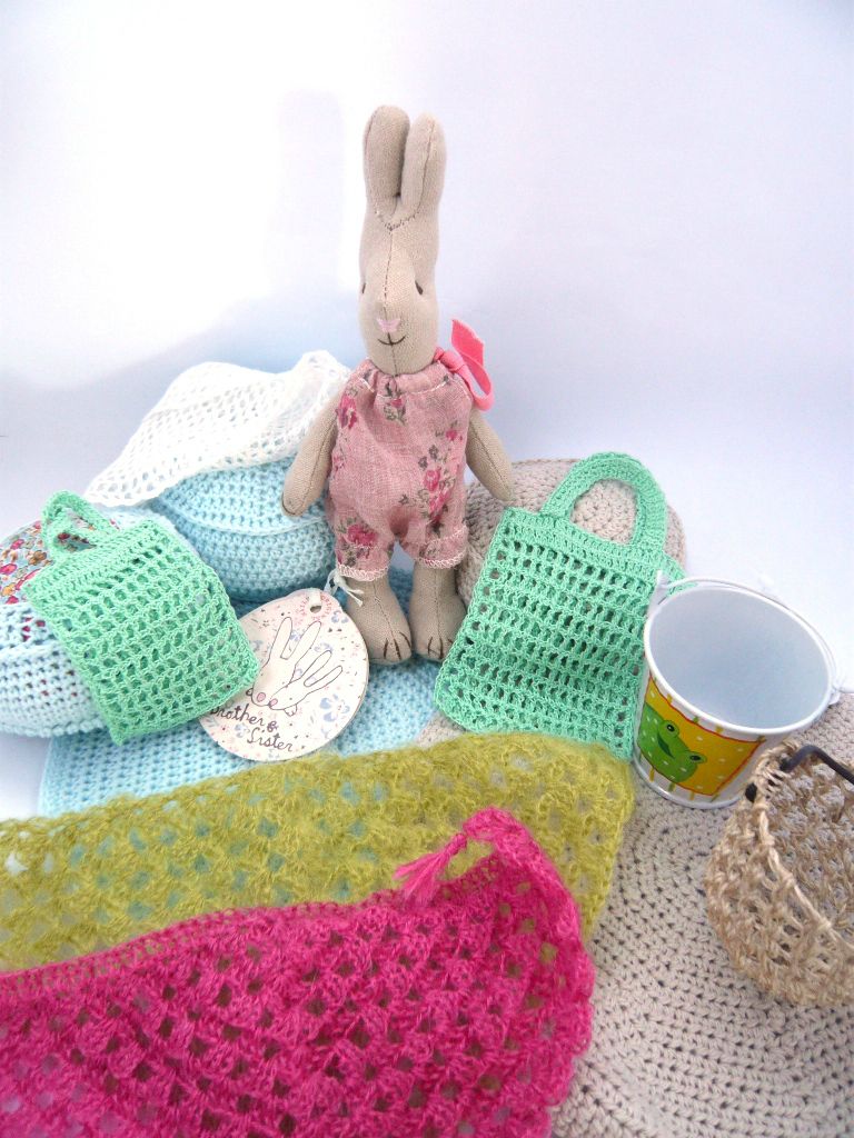 accesoires pour lapin et souris et poupee