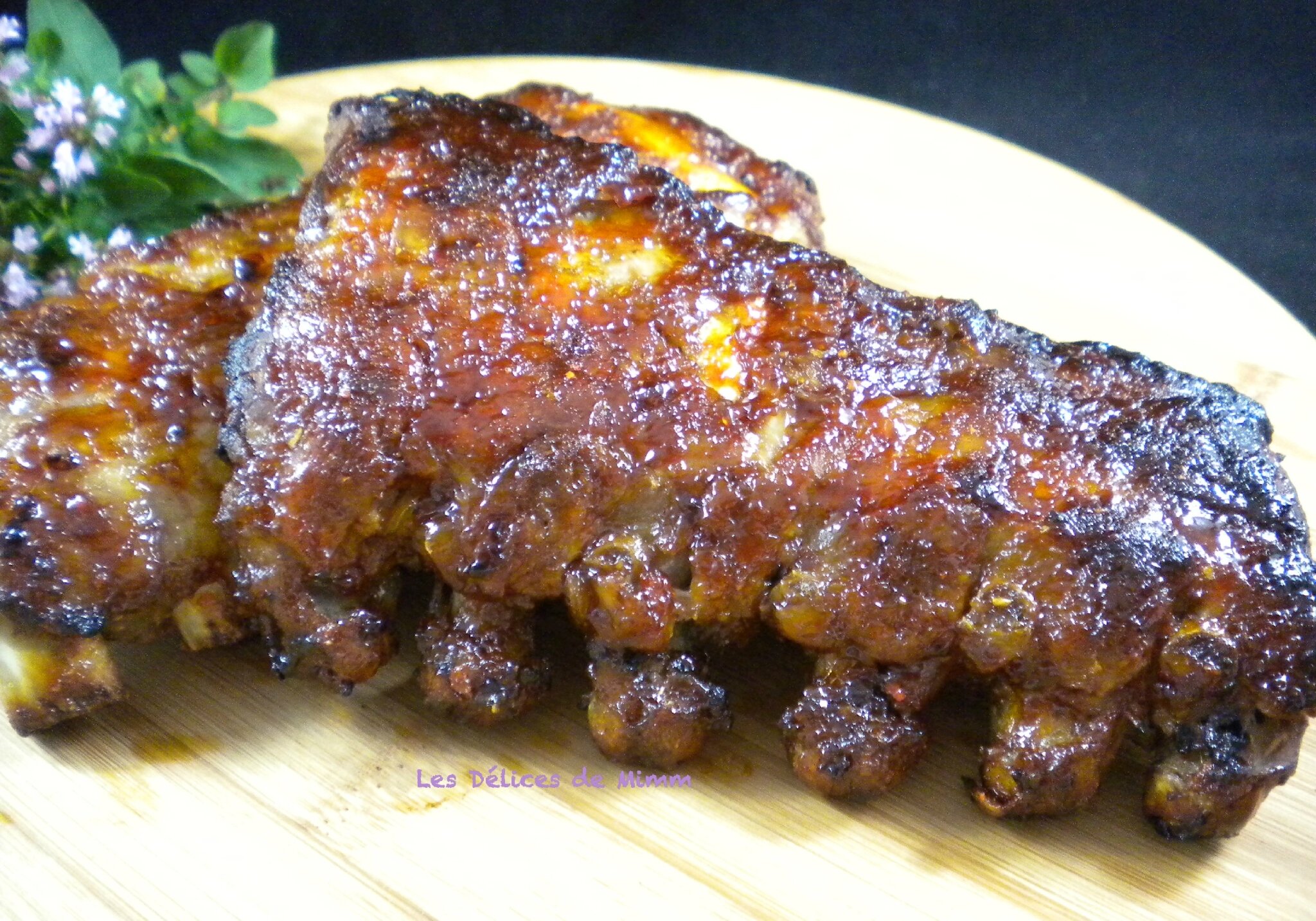 Travers de porc (spare ribs) caramélisés au four ou au barbecue Les Délices de Mimm