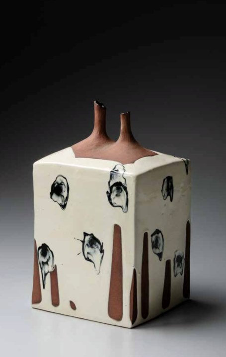 Transcendent Clay / Kondo: A Century of Japanese Ceramic Art