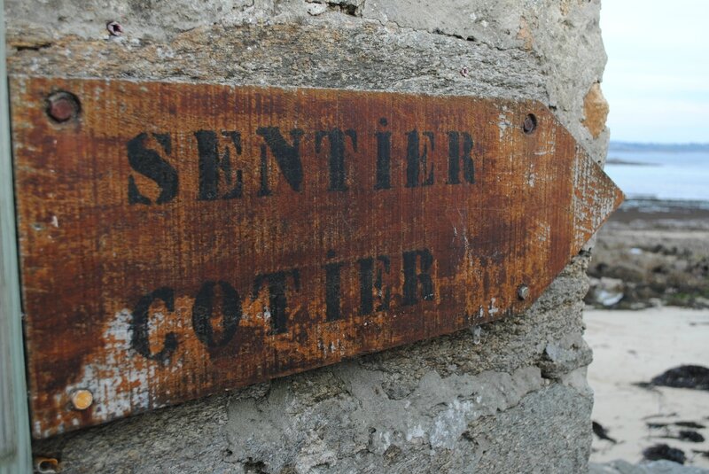 panneau sentier côtier