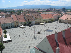 Sibiu___vues_du_haut_de_la_tour_du_conseil__06_08___3