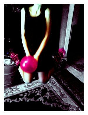 pink_baloon_by_nakednprofane