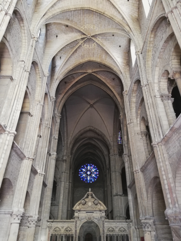 Reims_Basilique St Remi_2