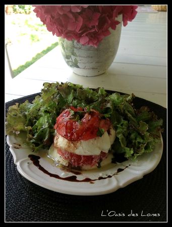 Mille feuilles de tomate mozarella