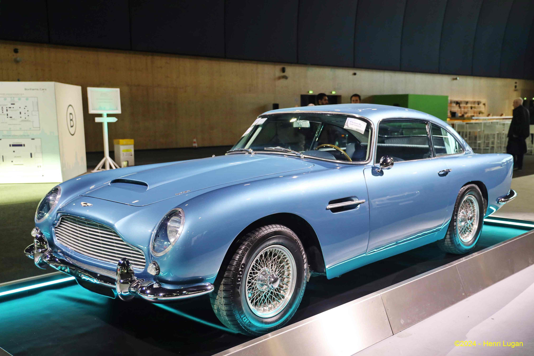 Aston Martin DB 4 s