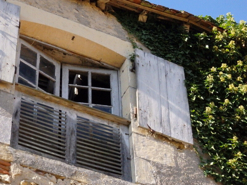 Fenêtre Chateau de Meauce Allier 224 K°