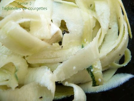 recette_cuisine_original__t__courgettes_olives_feta_2