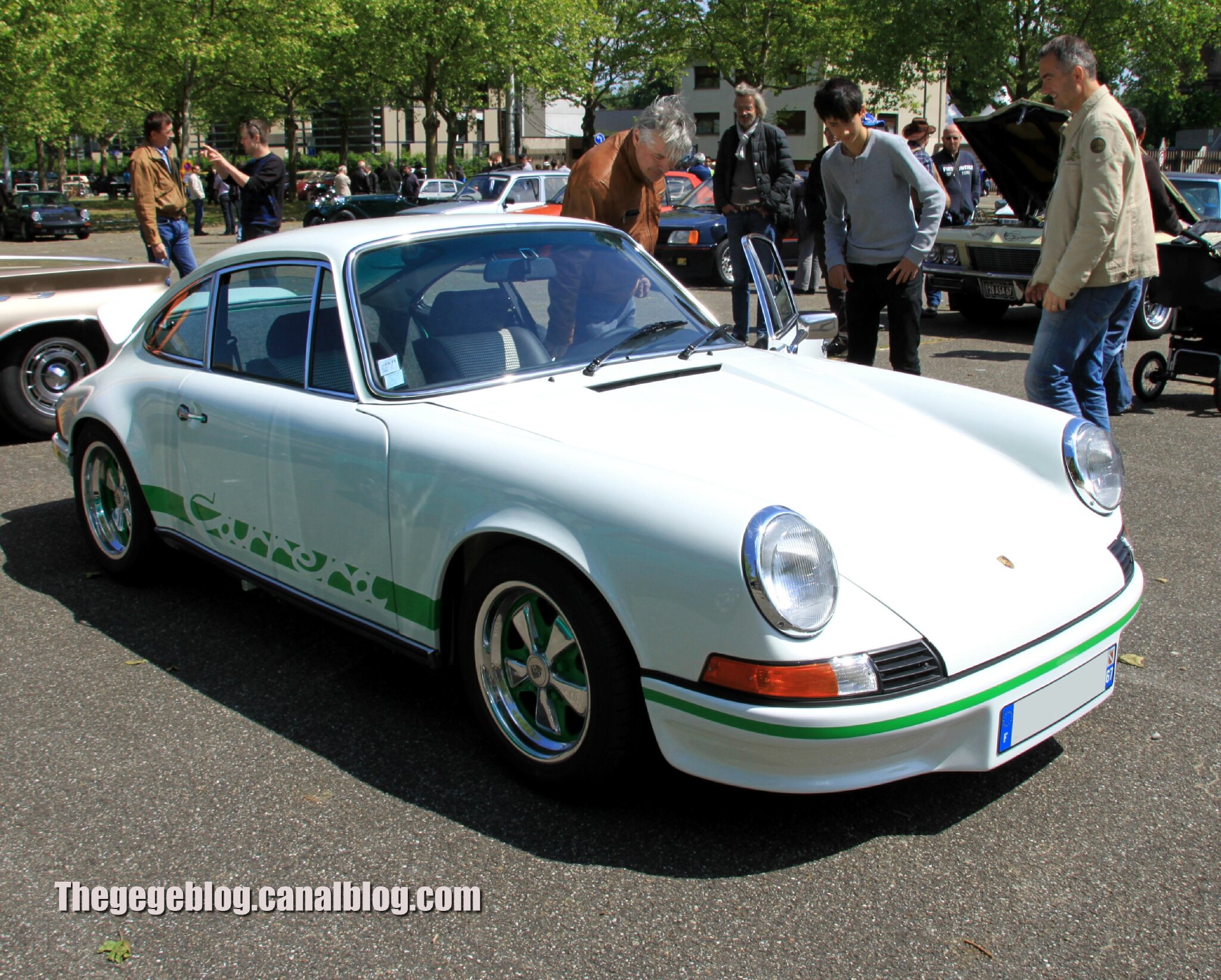 Porsche carrera RS (Retrorencard juin 2013) 01