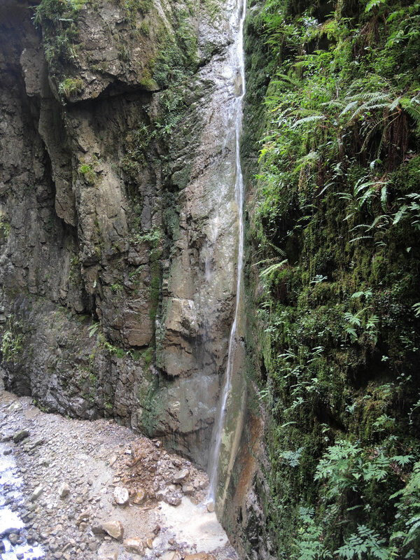 Gorges de Kakuetta, les passerelles, cascade (64)