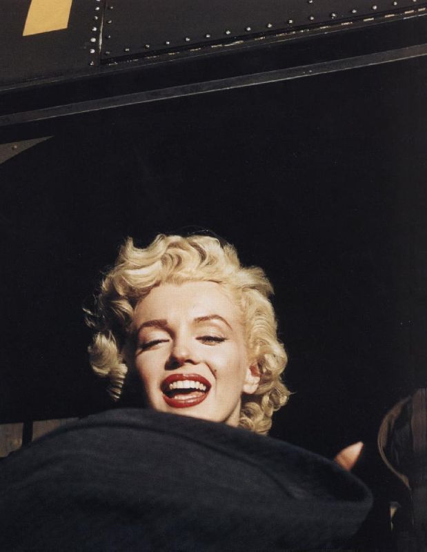 1954-02-18-korea-2nd_division-helico-marilyn-010-1