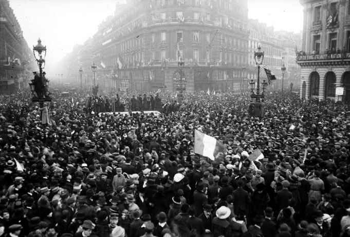 Rue de l Opréra 11 nov 1918