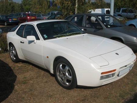 Porsche944S2av1