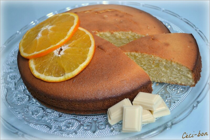 Gâteau orange, choco blanc et amandes