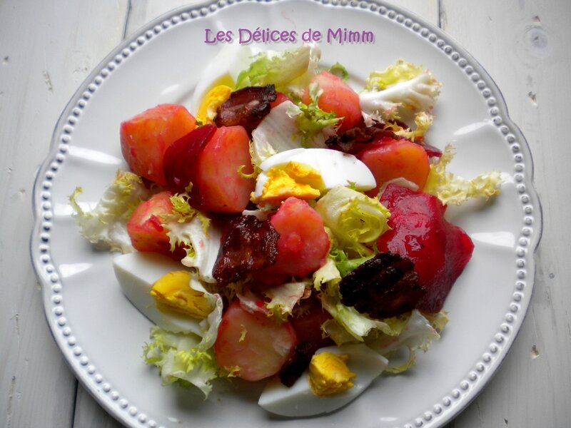 Salade chaude de pommes de terre, betteraves, œufs, lardons… 3