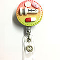 Porte ciseau , attache badge enrouleur 80 cm