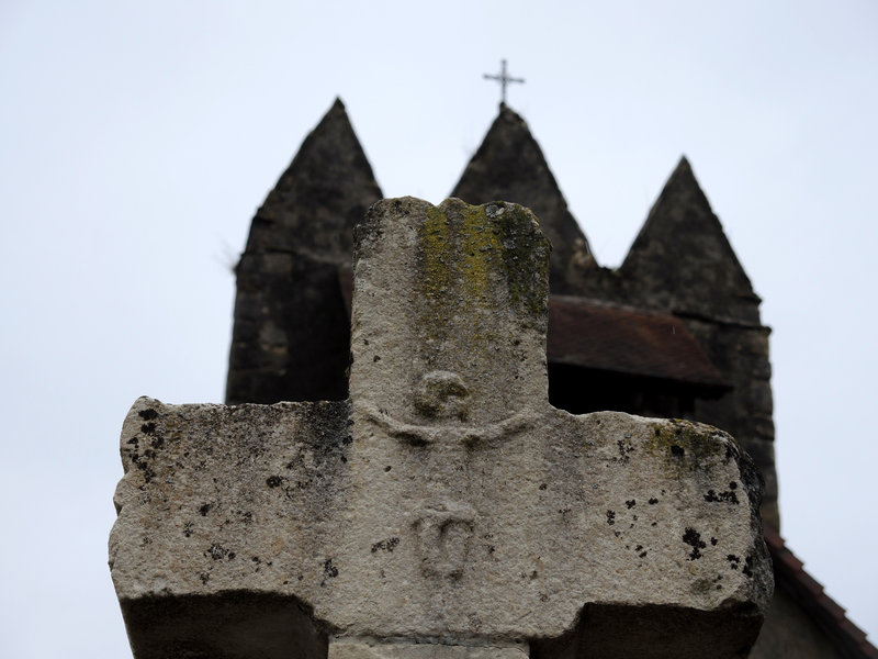 Viellenave-de-Navarrenx, église, croix et clocher (64)