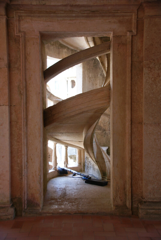 DSC00007-P-Tomar-Le Monastère-L'escalier du cloître