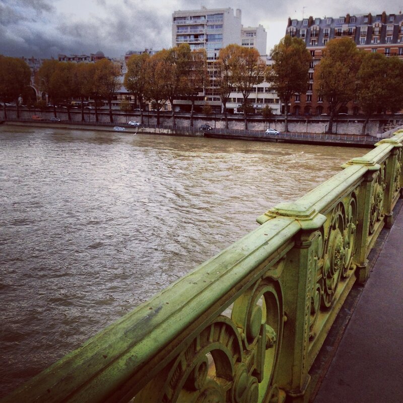 Pont_Mirabeau_automnal