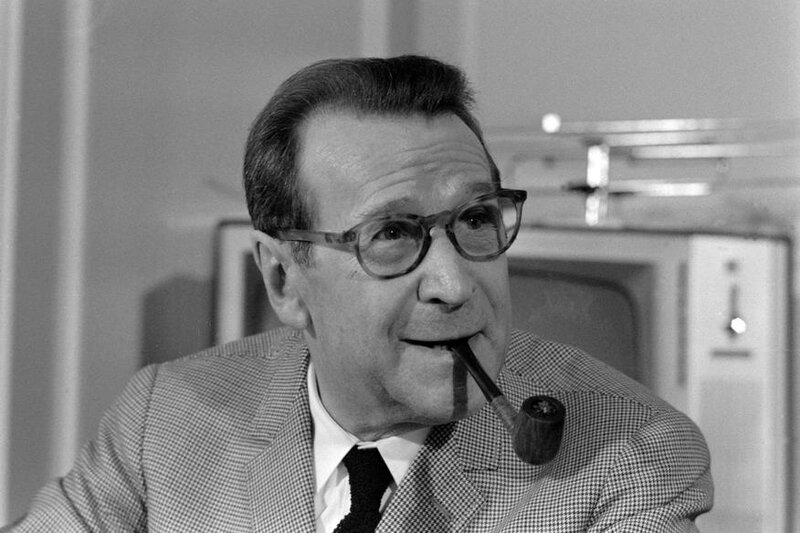 GEORGE SIMENON