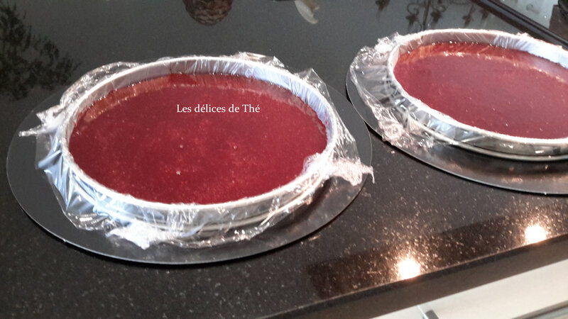 Entremet fruits rouges insert gelée framboises (8)