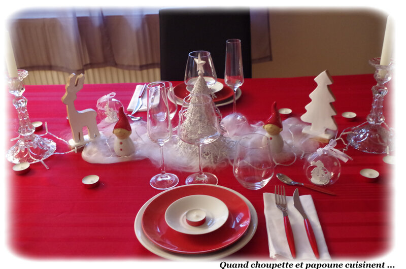 Ma table sapin et ses lutins-7588