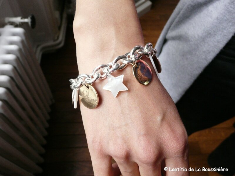 Bracelet personnalisé de Dorothée (sur chaîne plaqué argent ovale)