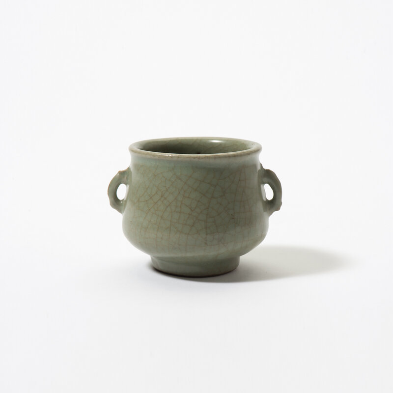 A splendid Chinese Longquan celadon-glazed guan-type censer, Southern Song dynasty (1127-1279)