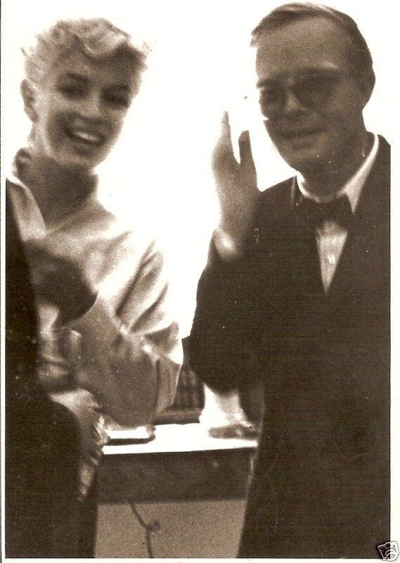 1955s-MM_white_blouse-with_truman_capote-1