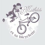 Mathilde_et_sa_bicyclette_GRIS