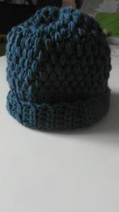 BONNET BLEU CROCHET