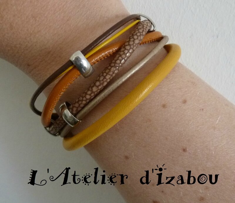 P1120880 Bracelet femme cuir multirang jaune, marron, orange, et passant métal argenté