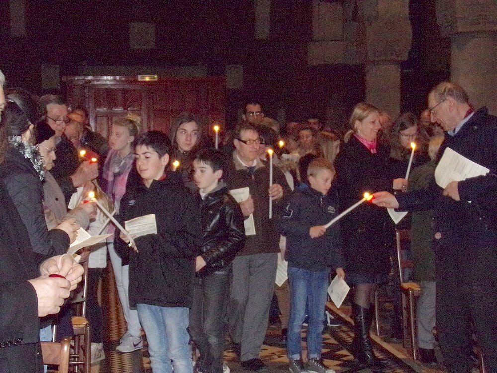 2015-03-26-LE DOULIEU-veillée pascale (20)