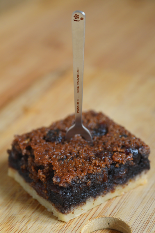 Carrés fondants chocolat & canneberges séchées_8