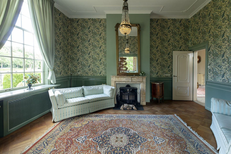 CHATEAU OPAPIER PEINT (1)
