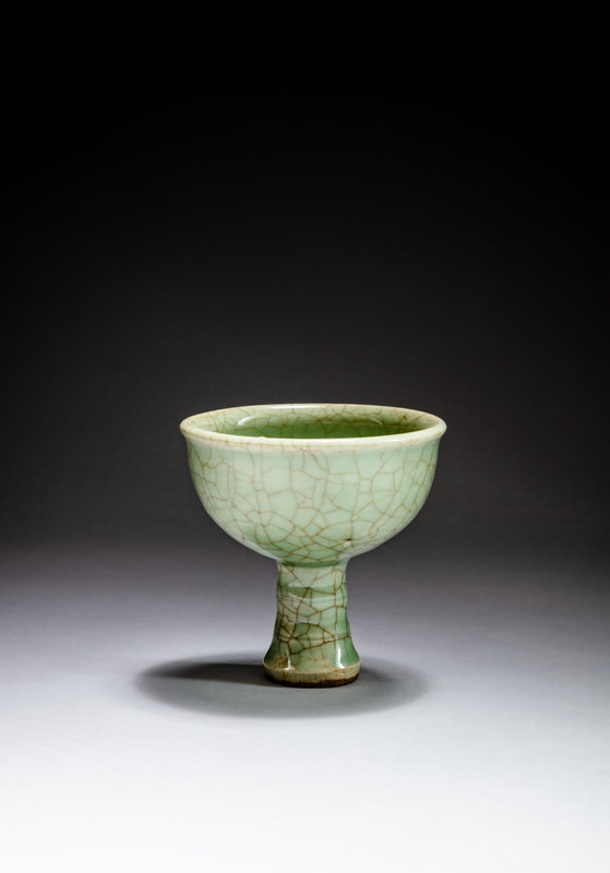A crackled celadon-glazed stemcup, Ming dynasty