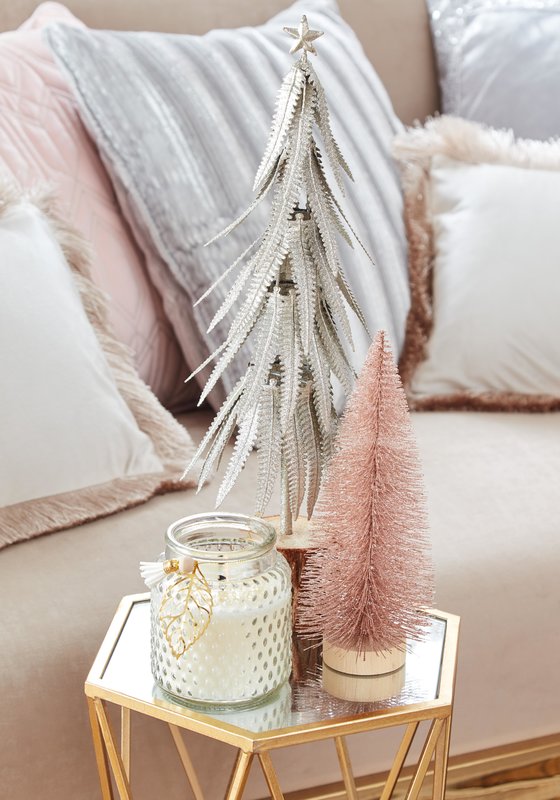 bandm_xmas_2021_pink_tree
