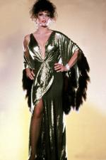 William_Travilla-dress_gold-inspiration-joan_collins-1982-dynasty-1-2