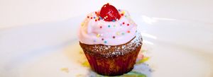 cerise_cupcake