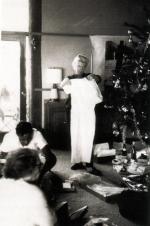 1954-12-CO-Christmas-010-1