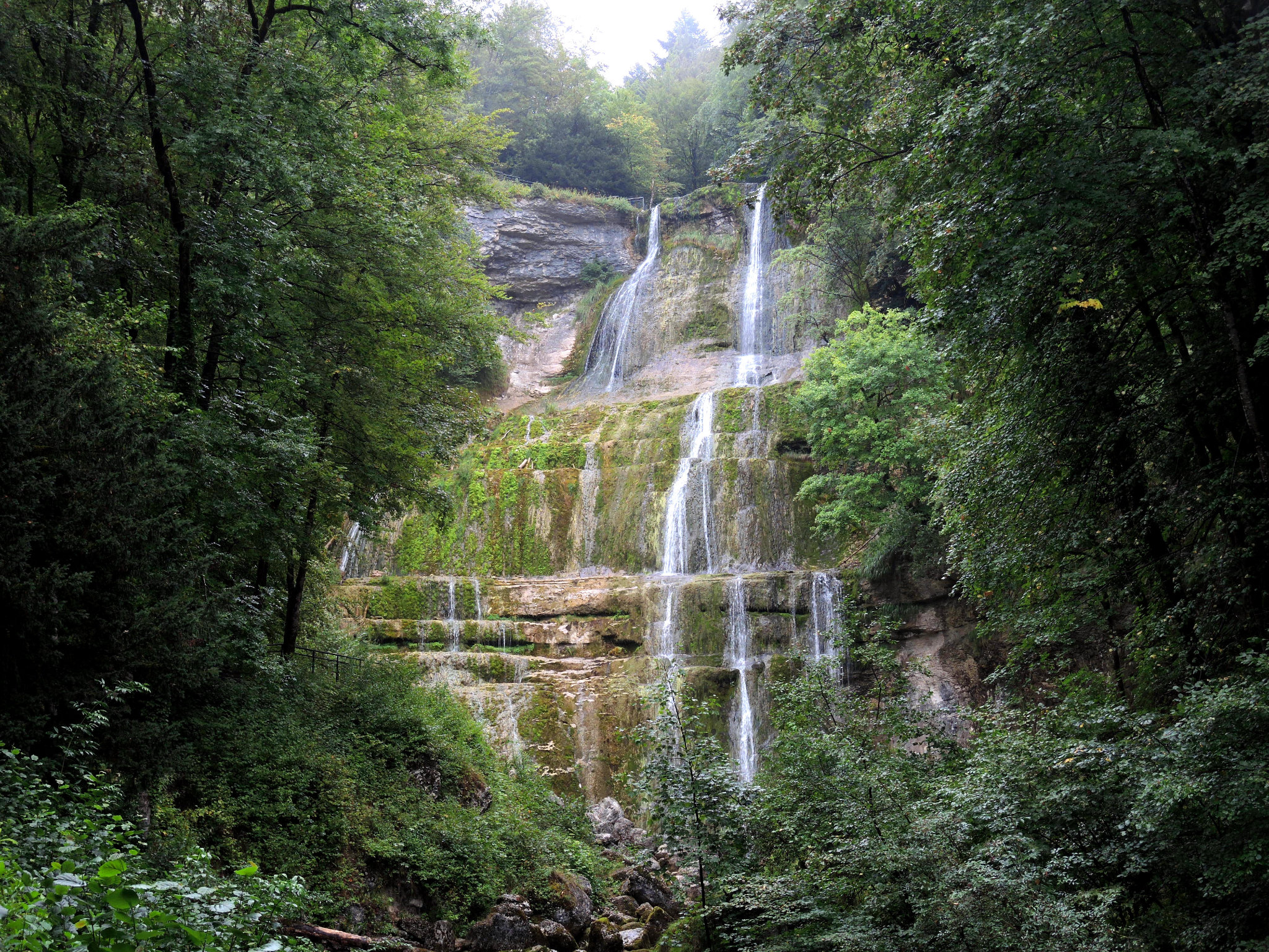 Menétrux-en-Joux, cascades diu Hérisson, l'éventail