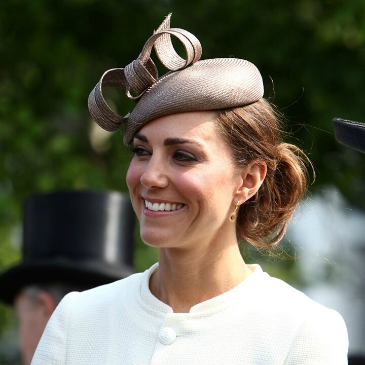 kate-middleton-princesse-catherine-derby-horse-racing-a-epsom-10472552jvtjf