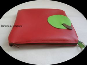 Pochette Cuir Rouge Pom'(3)