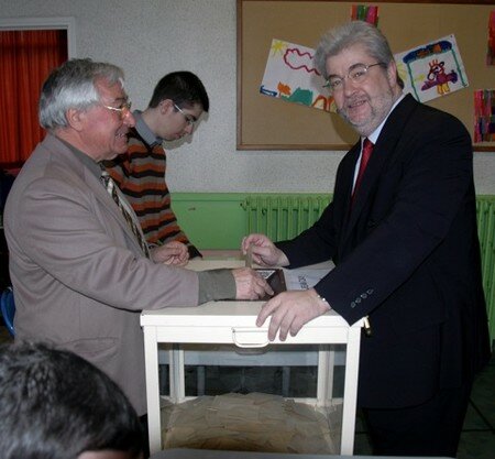 CANTONALES_08_vote_JJT_Roy