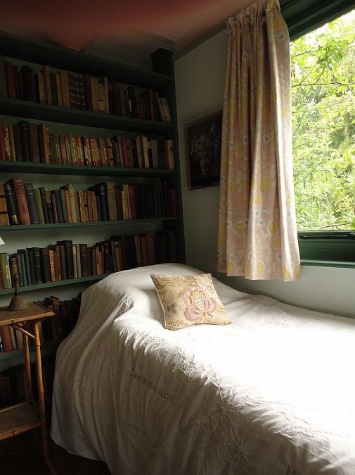 monkshouse_room