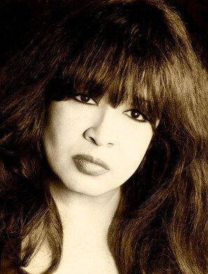 ronnie-spector-lg