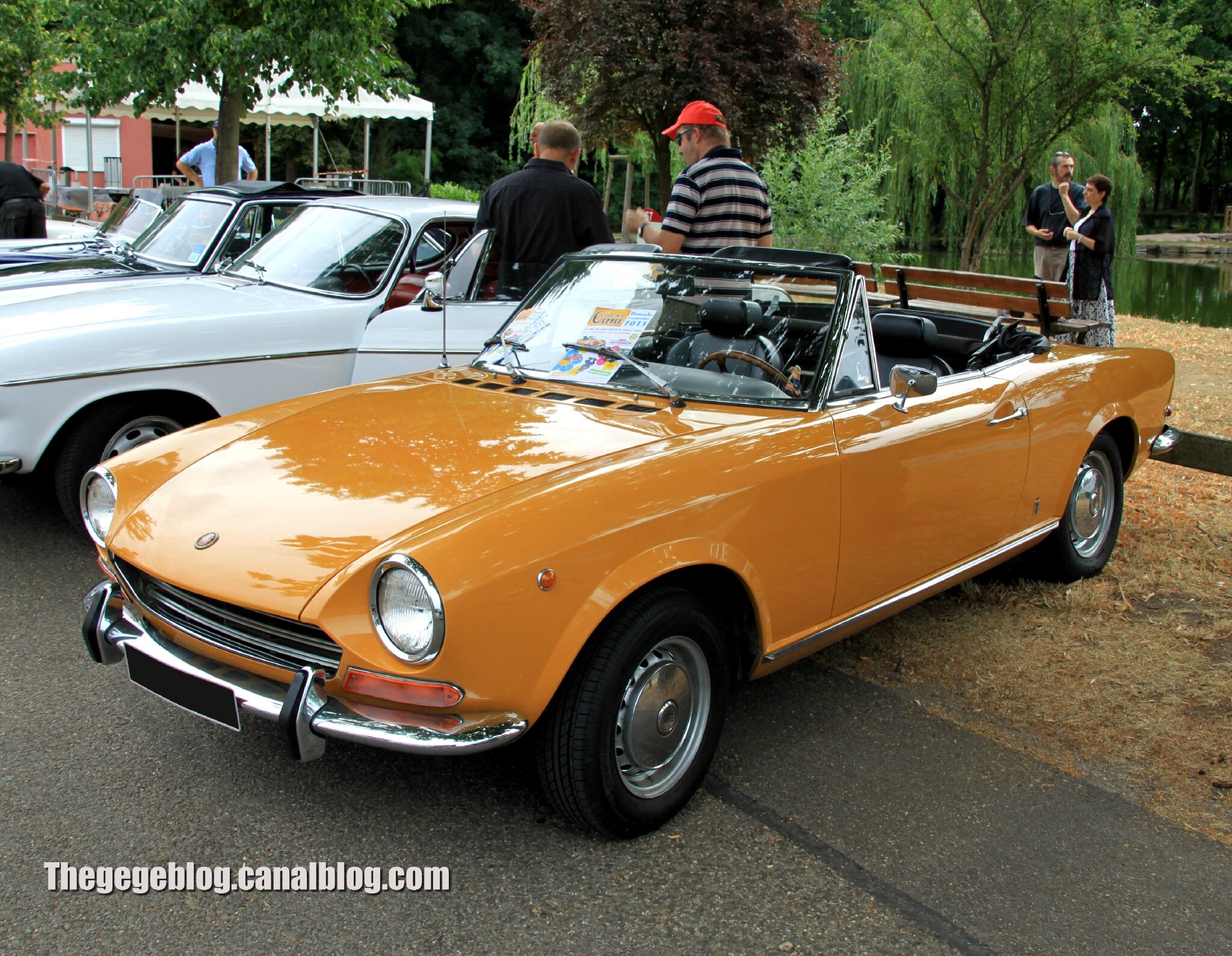 Fiat 124 spider sport 1400 type AS (1967-1970)(Retrorencard aout 2013) 01