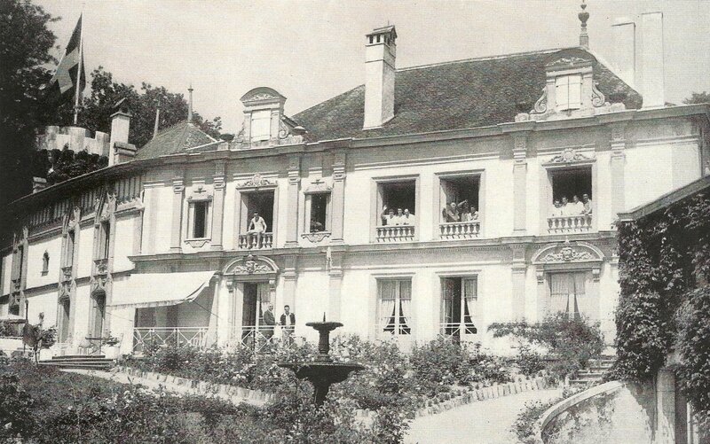 1954 Livre Château de Dully R