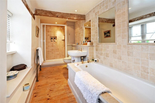 Chippenham-Wiltshire-House-Bathroom