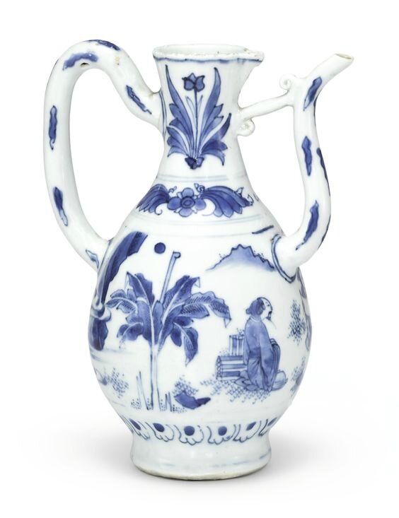 A blue and white ewer, late Ming dynasty